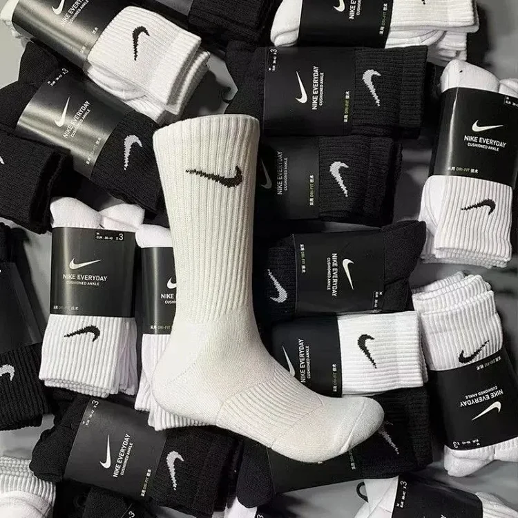 Nike socks set of 3 pairs aksesuarları