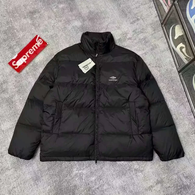 Balenciaga Puffer Giyim