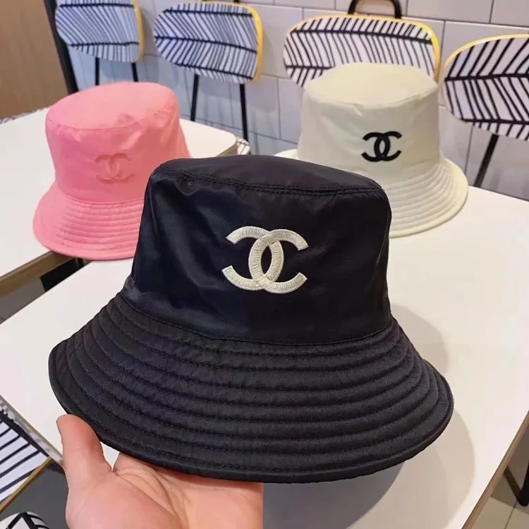 Chanel CC Logo Bucket Hat styles Příslušenství