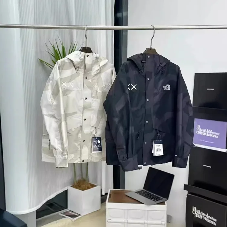 ARC’TERYX. Jacket Clothing