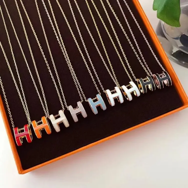 Herm s necklace Příslušenství
