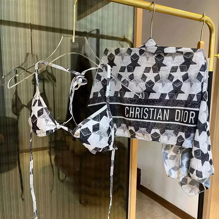 Dior swimsuit Příslušenství