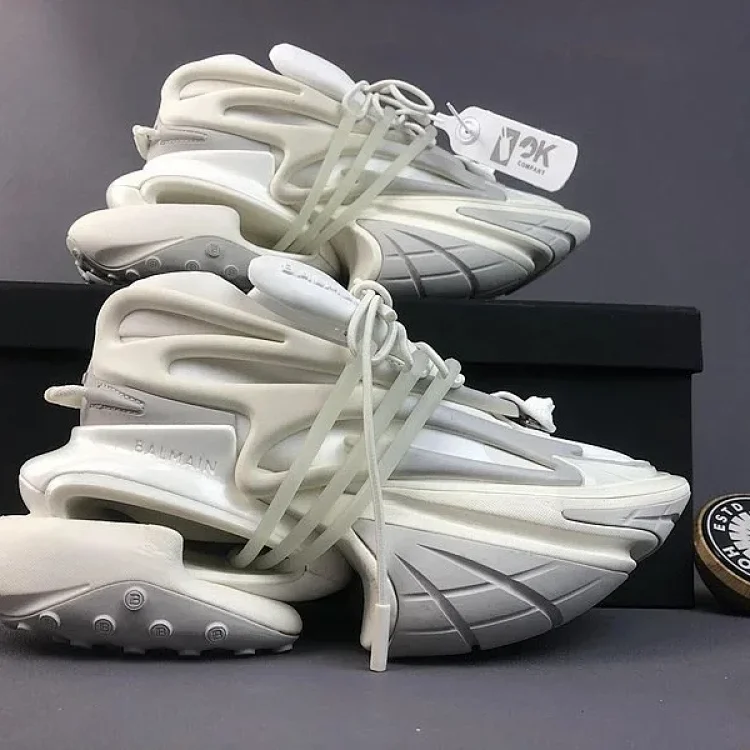 BALMAIN Sneakers