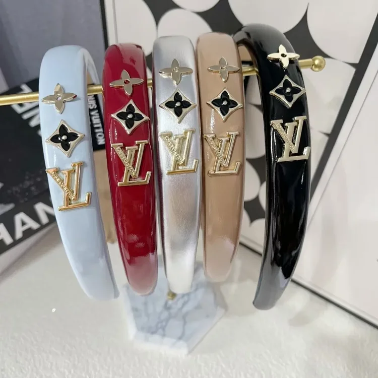 LV hair accessories Příslušenství
