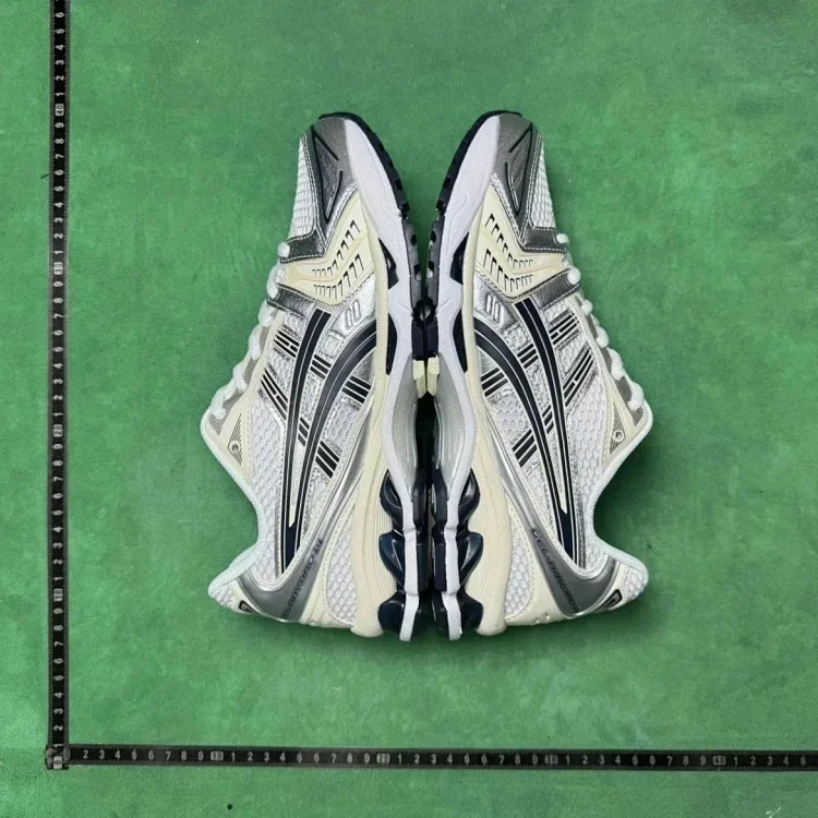 Asics Gel Sneakers