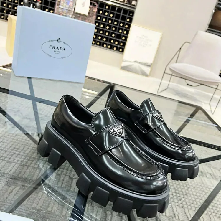 PRADA Sneakers