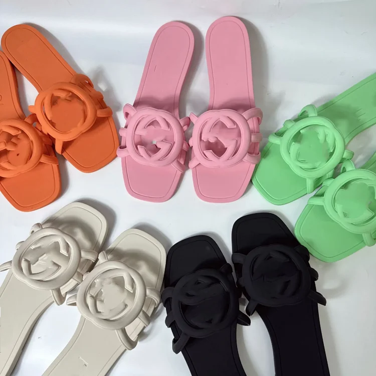 Gucci GG Marmont Slide Sandals styles Sneakers
