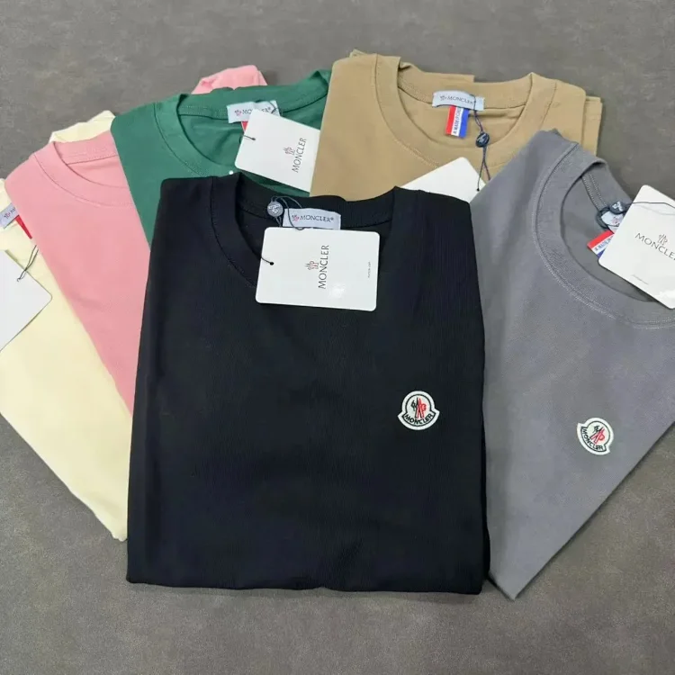 Moncler T-shirt tee Moncler Shorts Beach